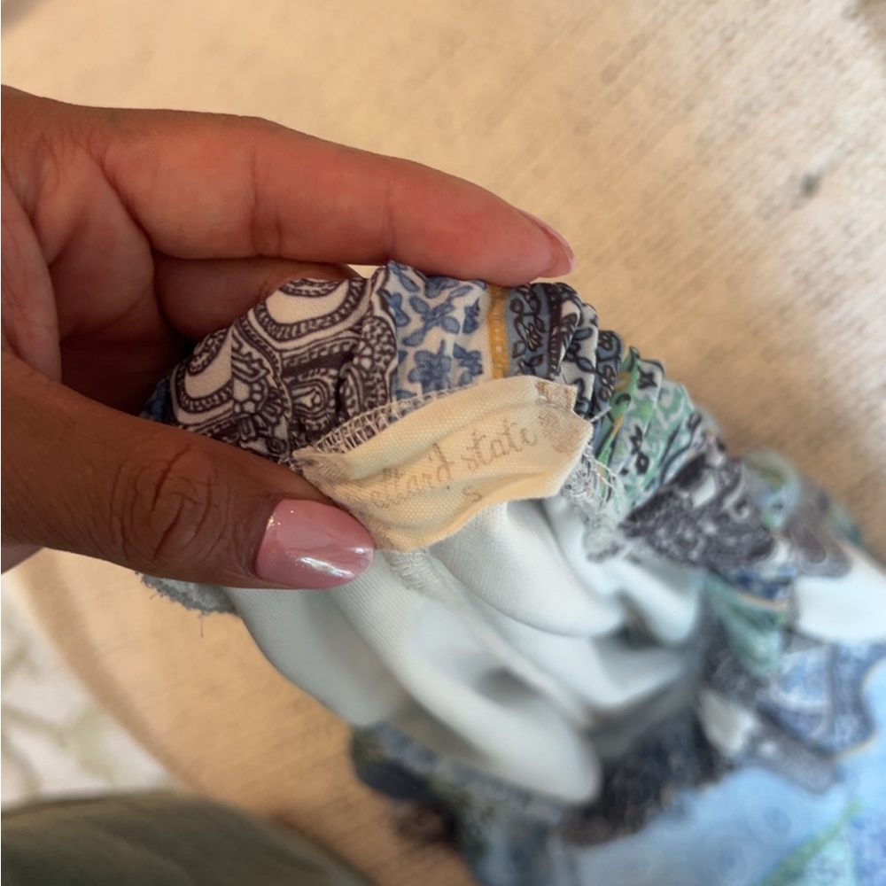 Patterned Women's Shorts - Picture 3 of 3